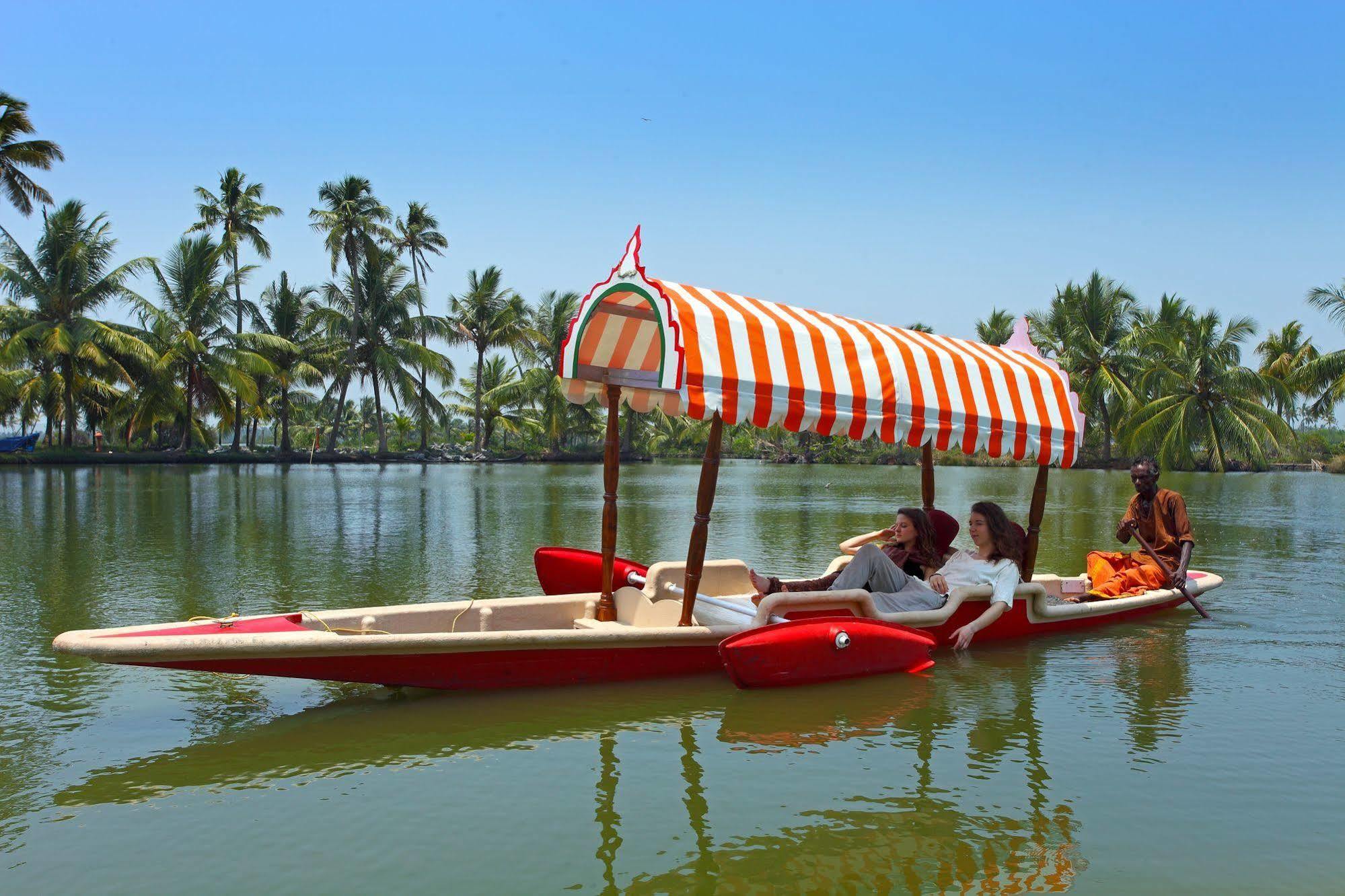 Kondai Lip Backwater Heritage Resort Kochi Exterior foto
