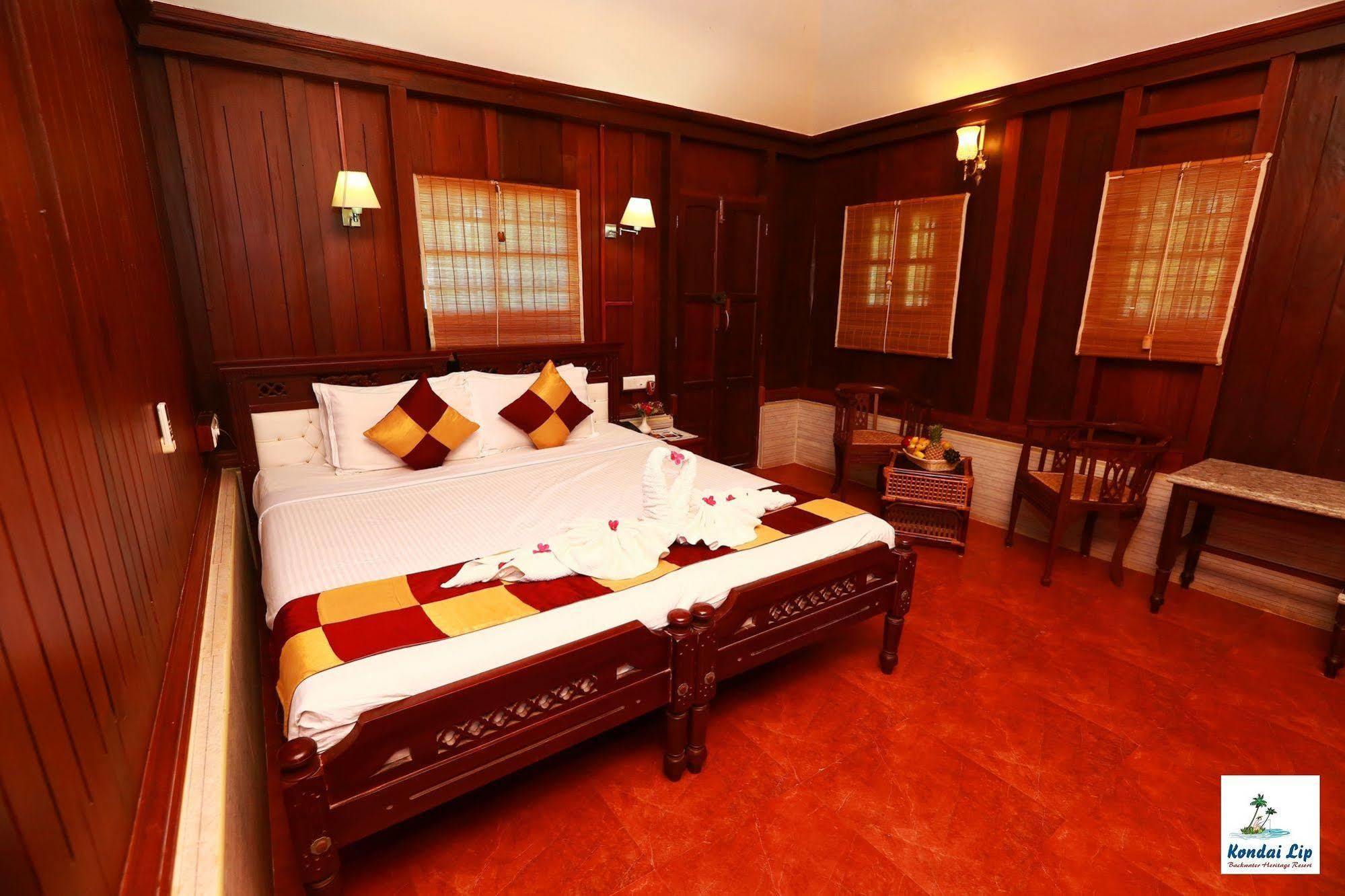 Kondai Lip Backwater Heritage Resort Kochi Exterior foto