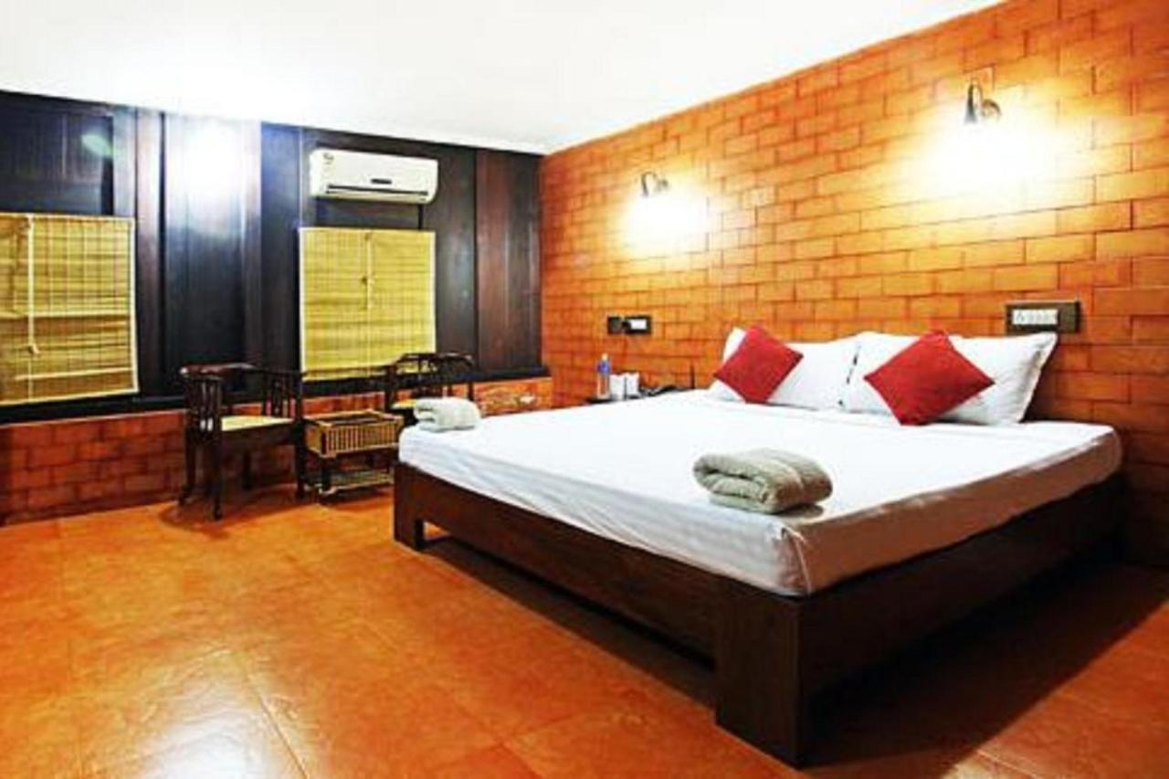 Kondai Lip Backwater Heritage Resort Kochi Exterior foto