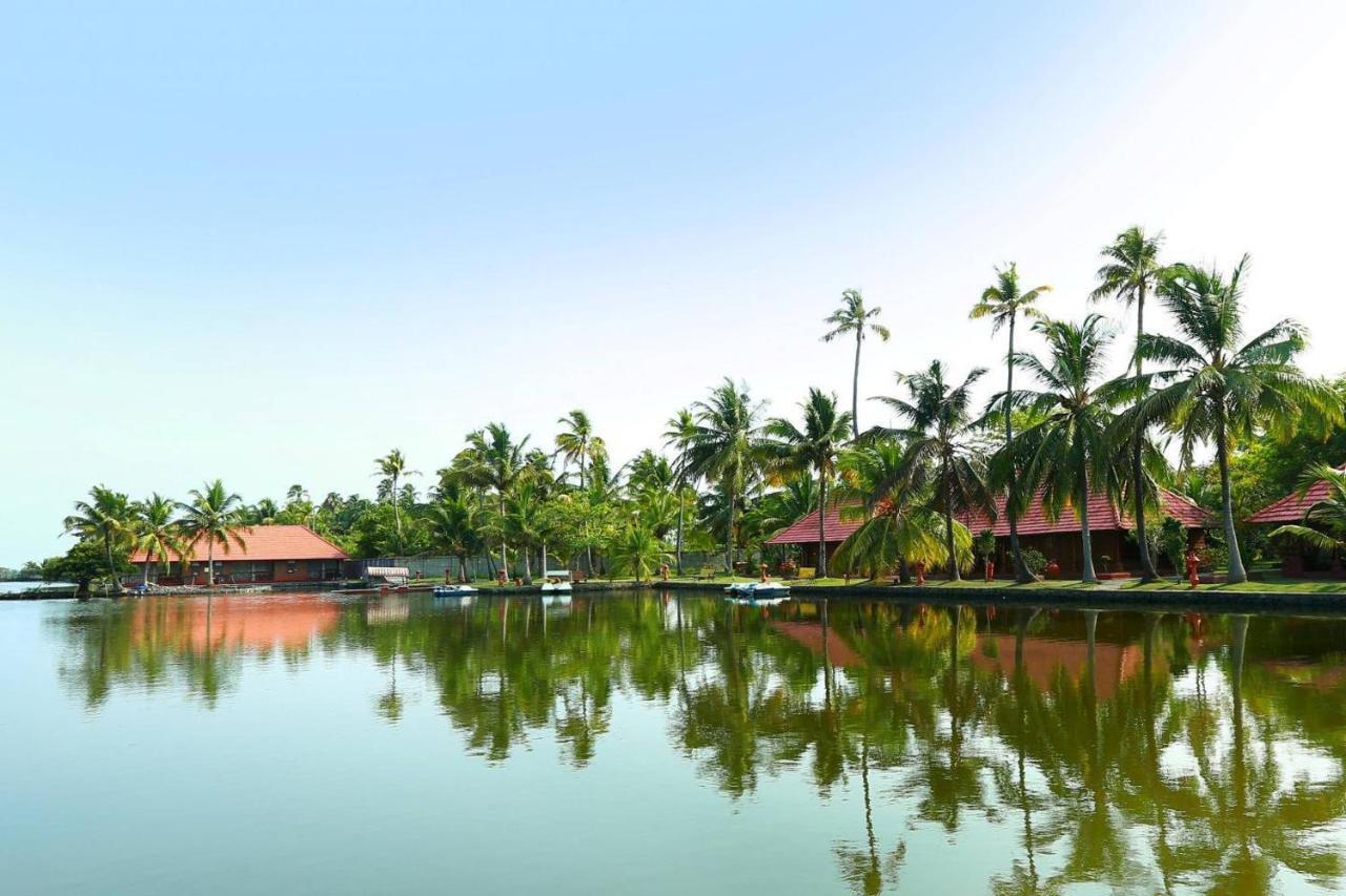 Kondai Lip Backwater Heritage Resort Kochi Exterior foto